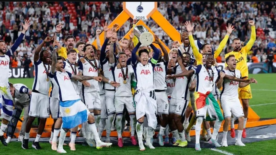 Tottenham Hotspur berhasil meraih gelar juara Liga Europa 2024/2025 setelah mengalahkan Manchester United dengan skor tipis 1-0. (official media) 