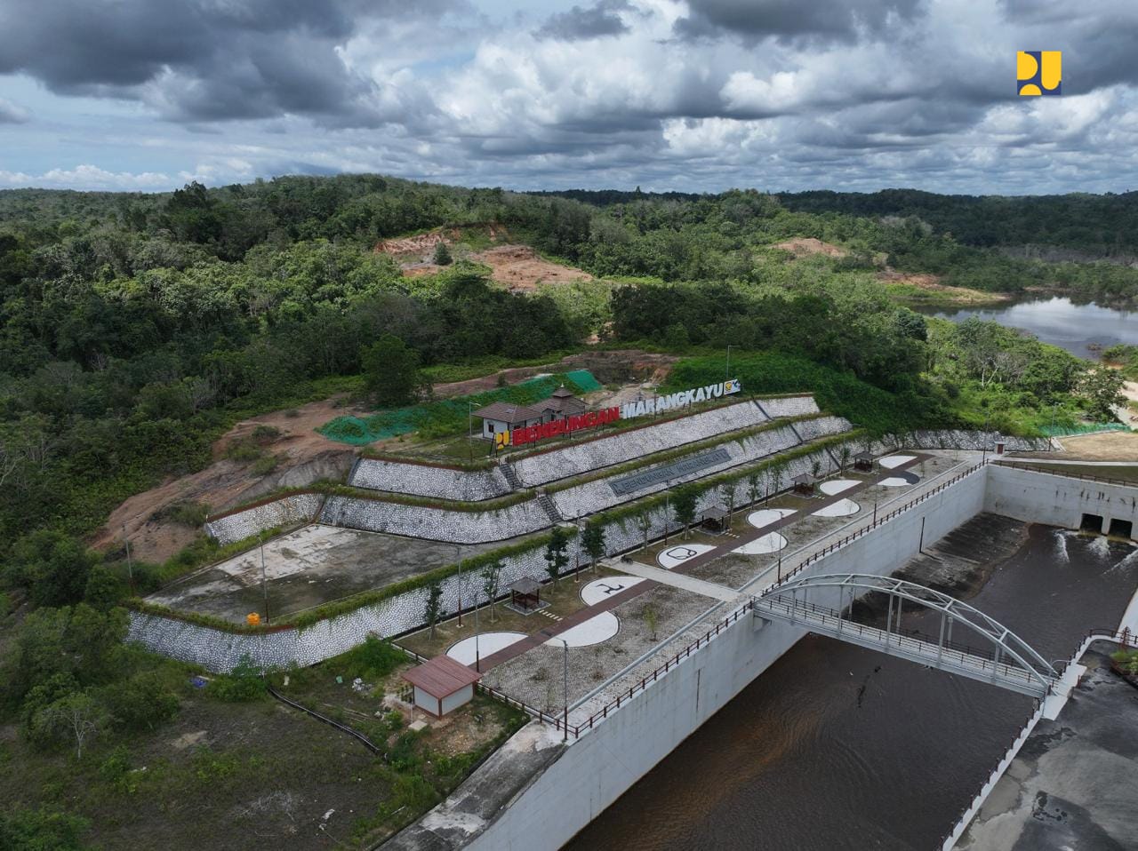 Tampak udara bendungan Marangkayu di Kabupaten Kutai Kartanegara, Provinsi Kalimantan Timur. (Dok Kementerian PU)