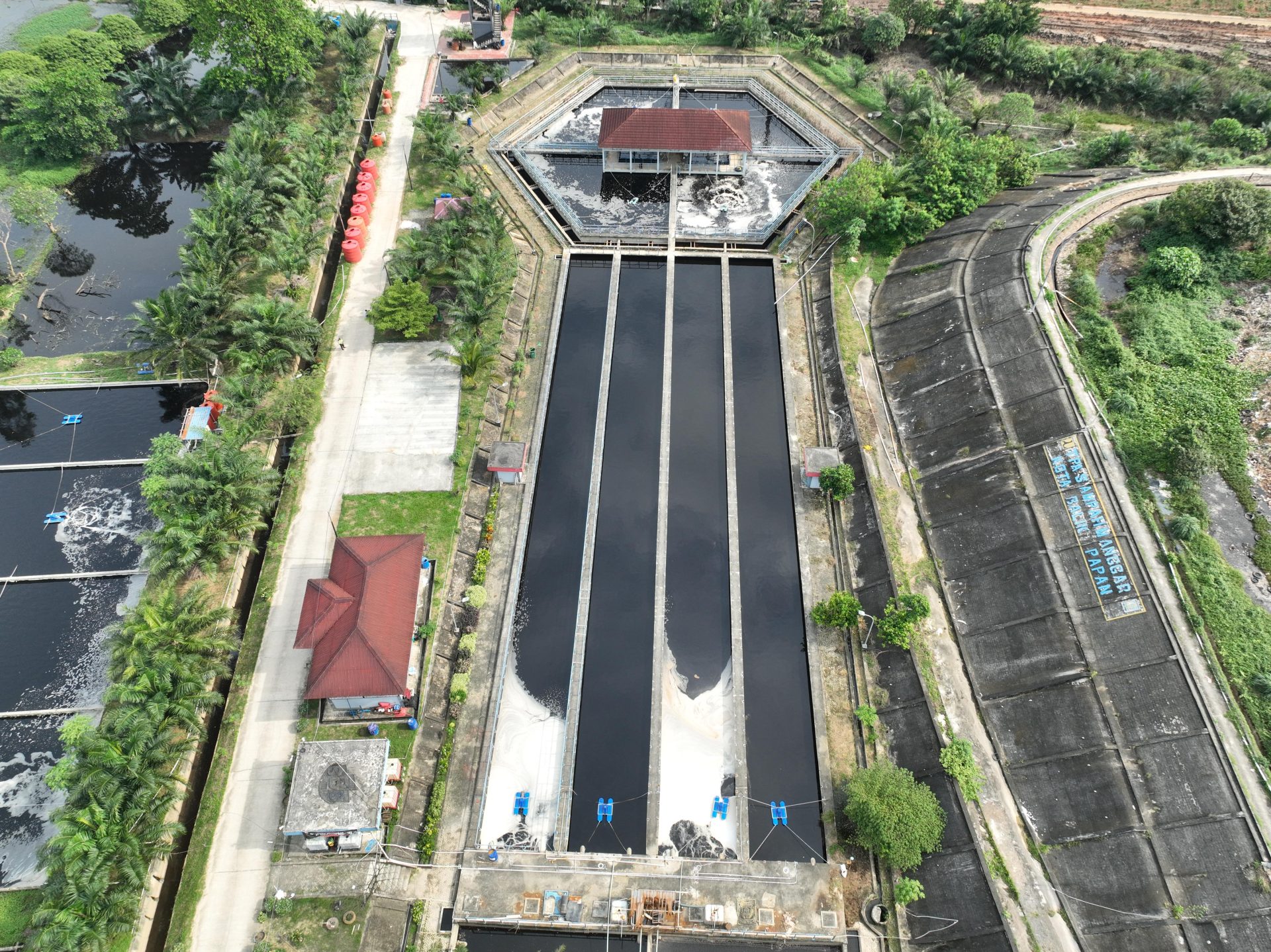Tampak udara salah satu fasilitas Tempat Pemrosesan Akhir (TPA) Regional dan Tempat Pengolahan Sampah Reduce, Reuse, Recycle (TPS-3R) milik Kementerian PU. (Dok Kementerian PU)