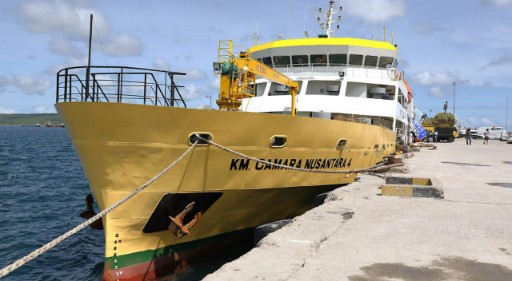Kapal milik salah satu operator KM Camara 4 sedang menunggu muatan ternak di Pelabuhan Kupang. (Dok Kemenhub)
