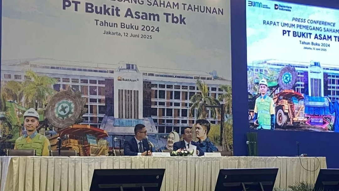 RUPST PT Bukit Asam TBK (PTBA) yang digelar Kamis (12/6/2025). (Antara)