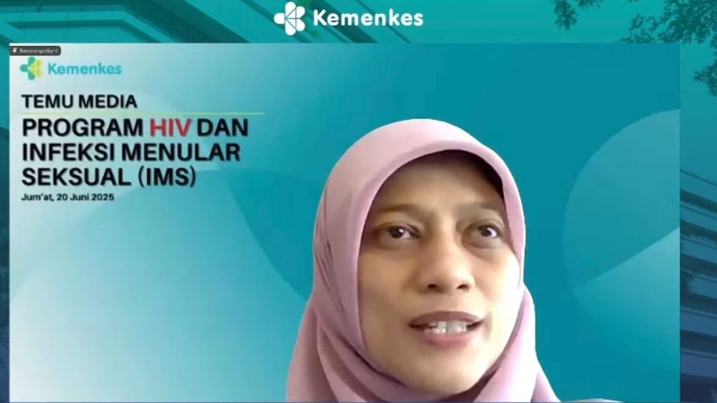 Direktur Penyakit Menular Kementerian Kesehatan RI Ina Agustina Isturini dalam temu media secara daring, Jumat (20/6/2025) (Tangkapan layar YouTube Kemenkes RI)