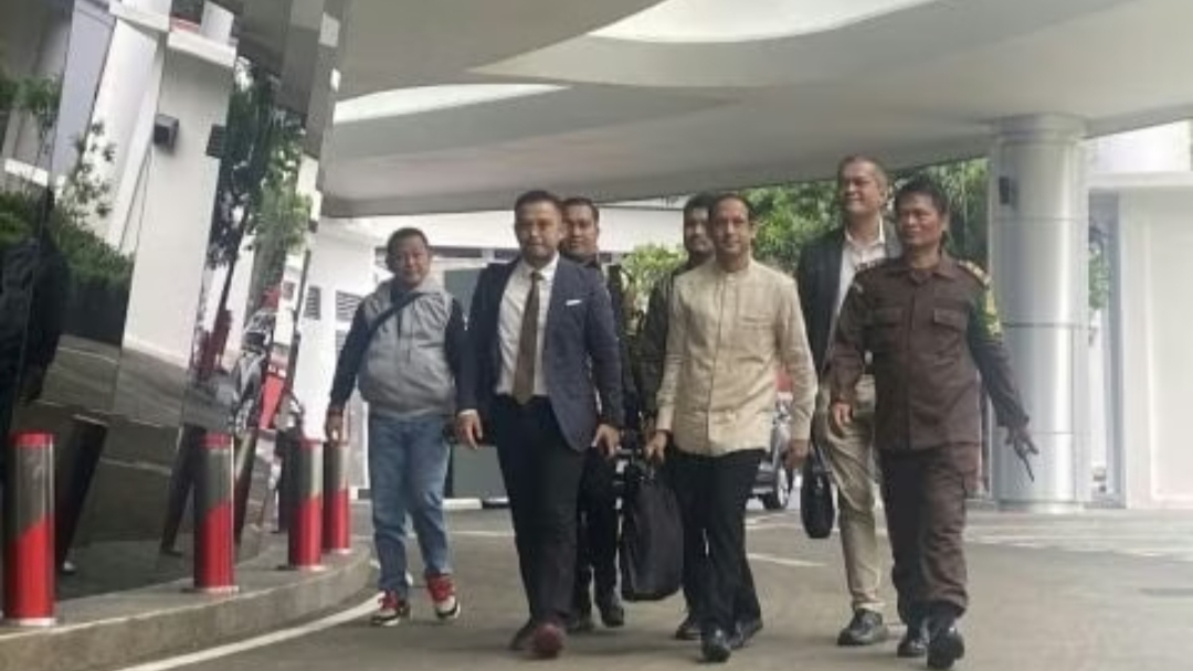Mantan Mendikbudristek Nadiem Makarim memenuhi panggilan Kejaksaan Agung (Kejagung), Senin (23/6/2025). (Istimewa)