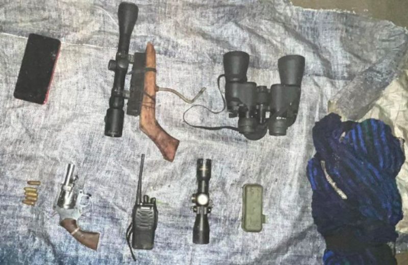 Barang-barang milik OPM yang diamankan TNI usai baku tembak terjadi di kawasan Yahikumo, Papua. (Dok. Antara)