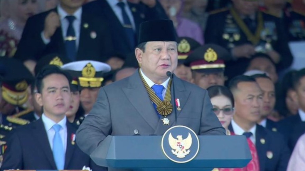 Presiden Prabowo Subianto di HUT ke-79 Bhayangkara di Monas, Jakarta, Selasa (1/7/2025). (Tangkapan layar YouTube Setpres)