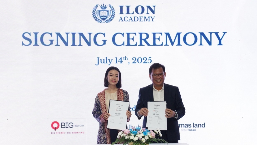 Penandatanganan MOU Kerja Sama antara ILON Academy dan Sinar Mas Land. (dok.Sinarmas Land)