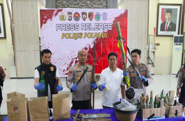 Kapolres Polewali Mandar AKBP Anjar Purwoko. (Dok. Antara)