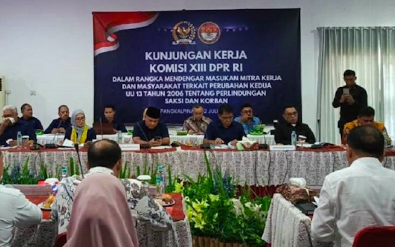 LPSK saat menghadiri uji publik Undang-Undang Perlindungan Saksi dan Korban. (Dok. Antara)