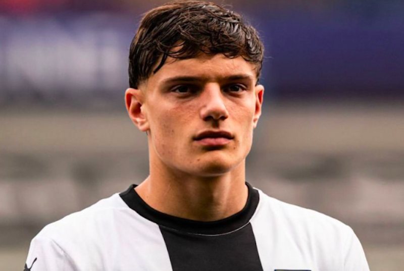 Liverpool dilaporkan segera mendapatkan bek muda 18 tahun asal Italia, Giovanni Leoni. (ANTARA/X/FabrizioRomano) 