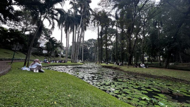 Ilustrasi. Pengunjung di Taman Langsat. (Foto: IST)