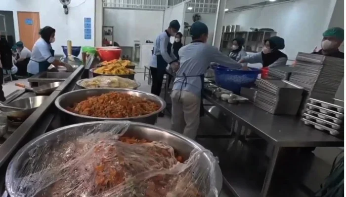 Marak Kasus Keracunan, BGN Akui Bertanggung Jawab Penuh