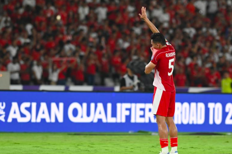 Pesepak bola Timnas Indonesia Rizky Ridho melakukan selebrasi seusai timnya mengalahkan Timnas Bahrain. (Dok. Antara) 