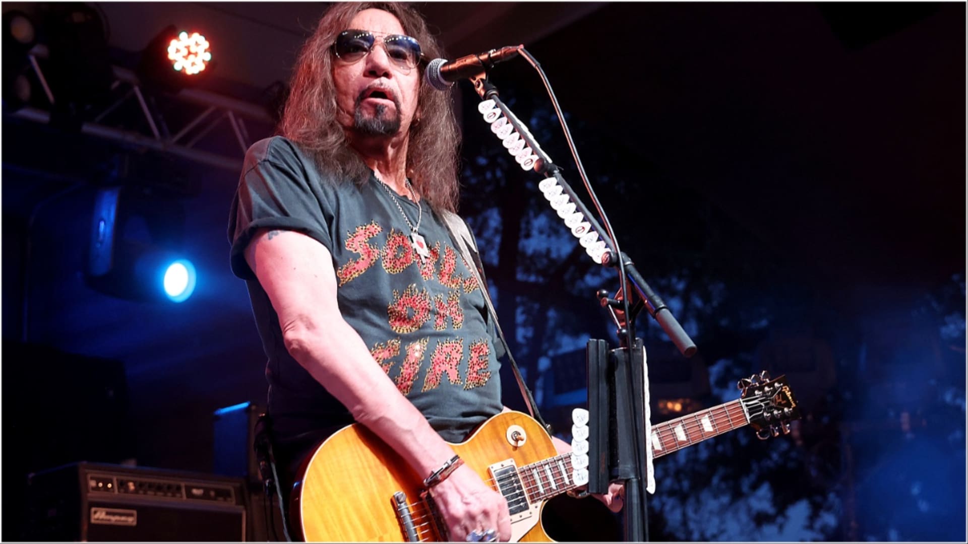 Gitaris band rock legendaris KISS, Ace Frehley meninggal dunia di usia 74 tahun. (Istimewa)