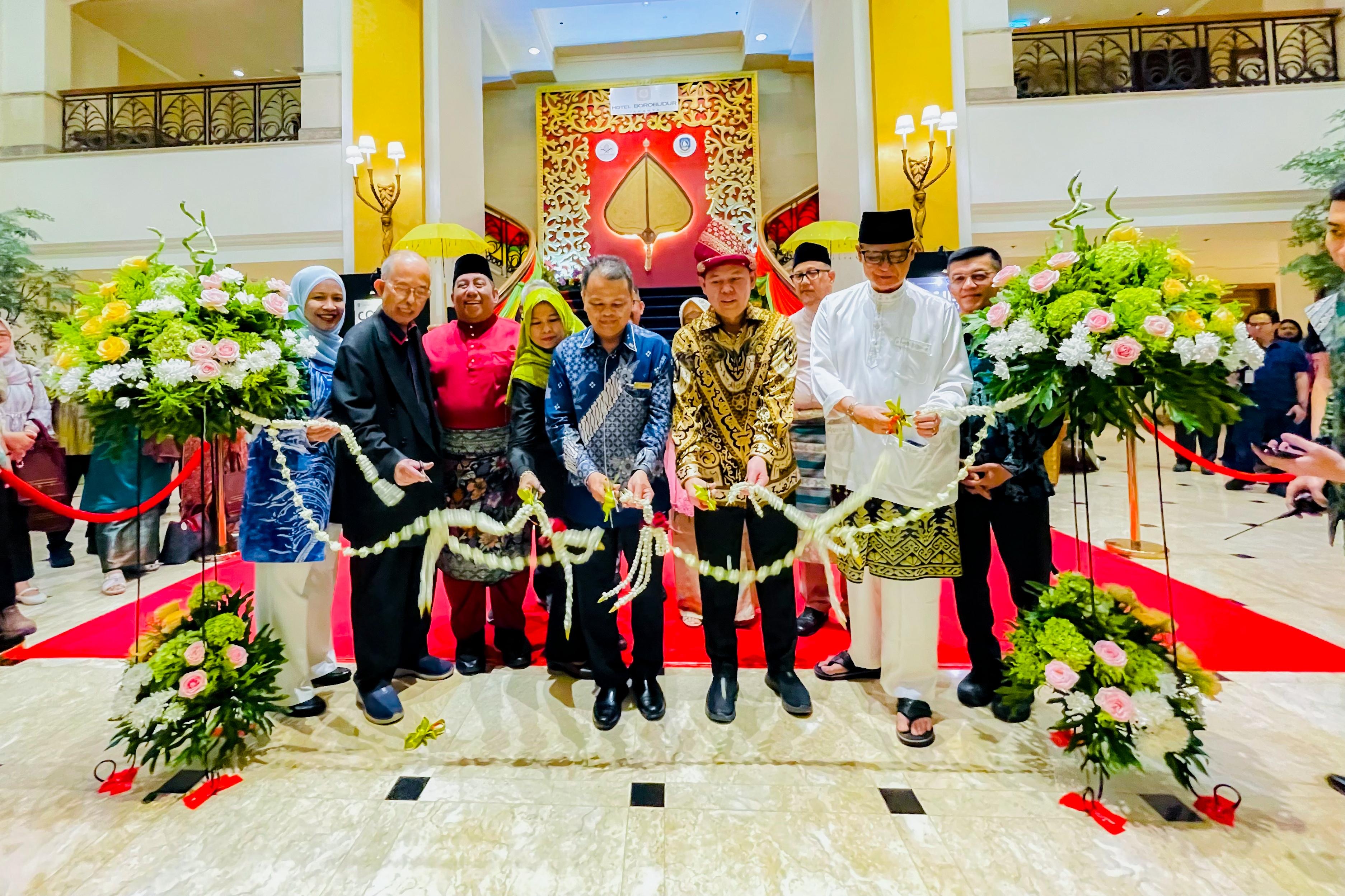 Pembukaan pekan budaya Melayu di Hotel Borobudur, Jakarta. (Foto : Vita Kartono) 