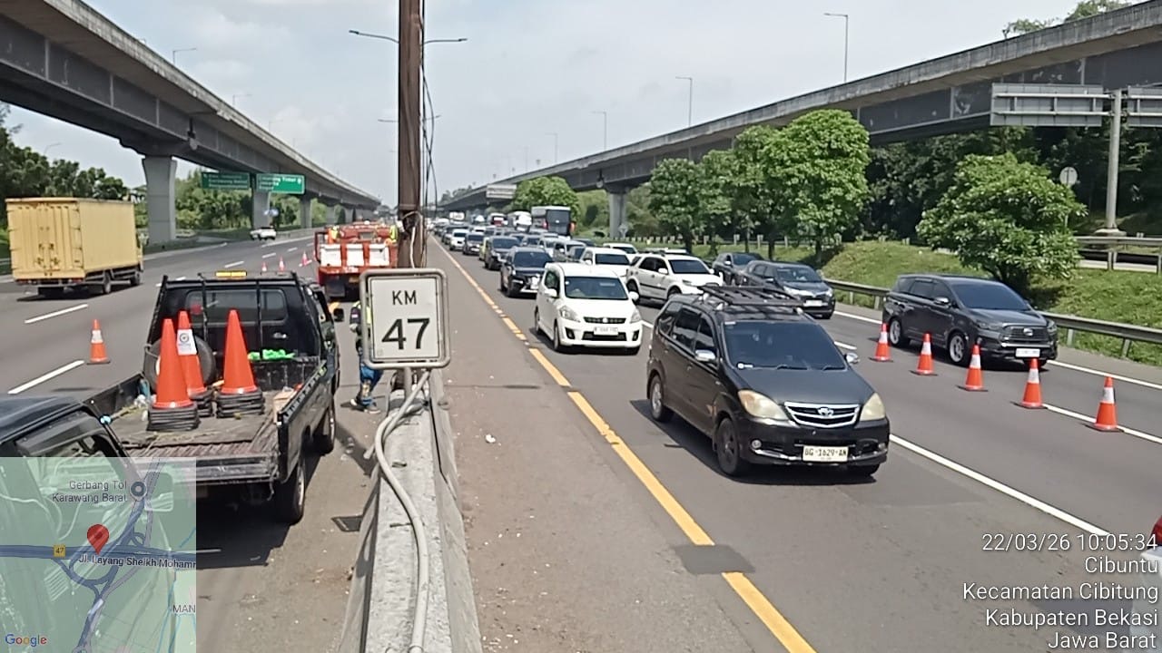 Suasana lalu lintas contraflow di ruas tol Jakarta-Cikampek. (dok Jasa Marga) 