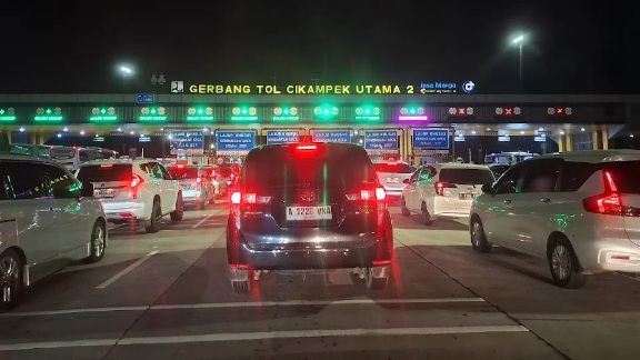 Ilustrasi Gerbang Tol Cikampek (Foto: Istimewa)