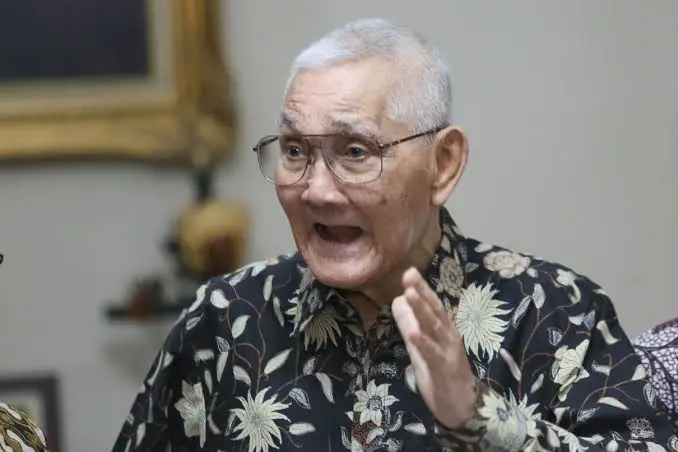 Wakil Presiden ke-6 Try Sutrisno di usia 90 tahun. (istimewa)