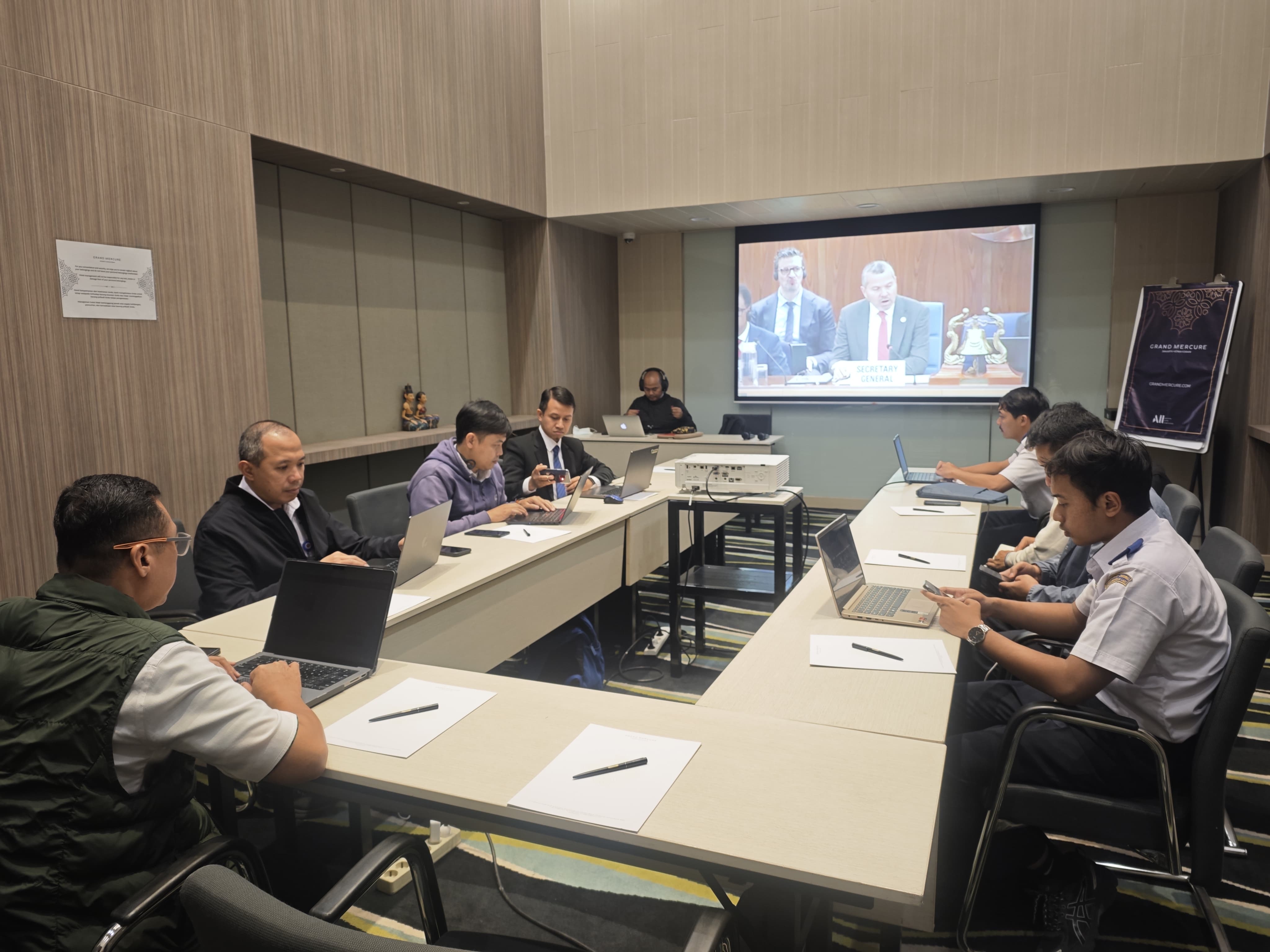 Rapat kerja Sidang IMO SSE-12 yang tahun ini diadakan secara daring untuk Indonesia. (Foto : Vita Kartono/ Warta Lentera) 