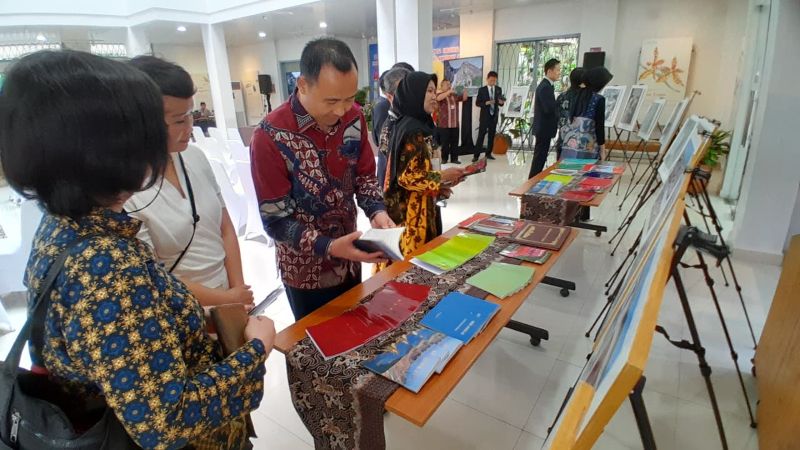 Peringatan 61 tahun kunjungan Kim Il Sung ke Indonesia, dan 62 tahun hubungan diplomatik Indonesia-Korut di Griya Anggrek, Kebun Raya Bogor, Kamis (9/4/2026). (Foto: Inge Mangkoe/Warta Lentera)