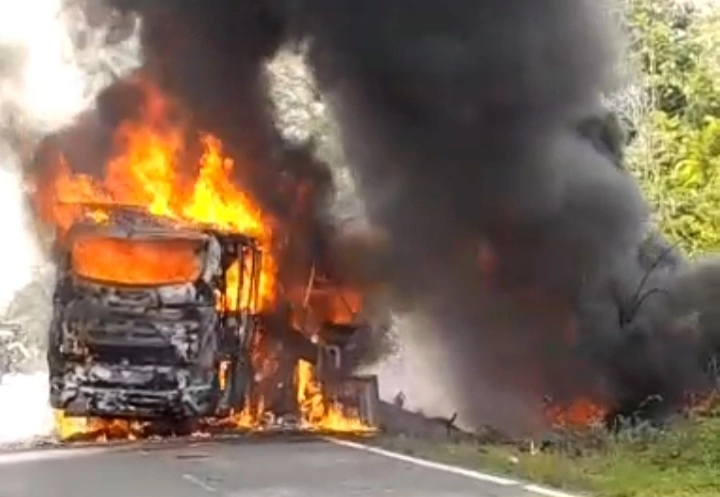 Korban Jiwa Bus ALS yang Terbakar Bertambah Jadi 18 Orang