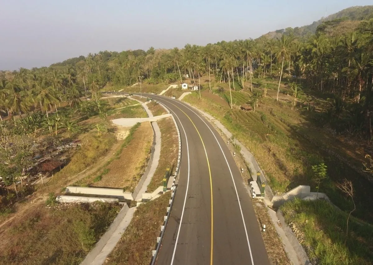 Kelok 23 di Jalur Pantai Selatan Mulai Beroperasi Oktober 2026