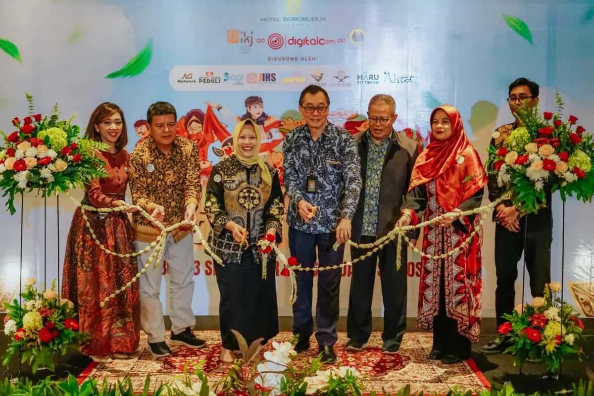 Pembukaan “Discover Art & Culture 2026” yang berlangsung hingga 23 Oktober 2026 di Hotel Borobudur Jakarta. (Foto : Vita Kartono/Warta Lentera/AGP)