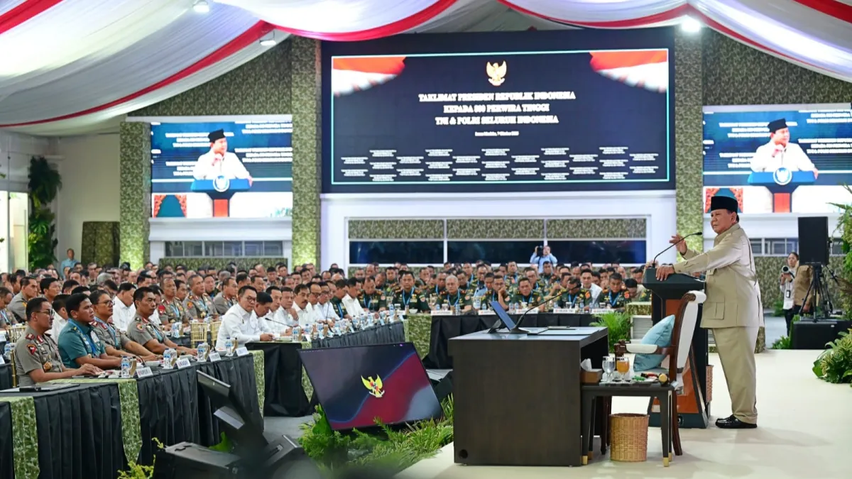 Taklimat Presiden : Profesionalisme Sampai Rekrutmen TNI/ Polri Boleh Berkacamata